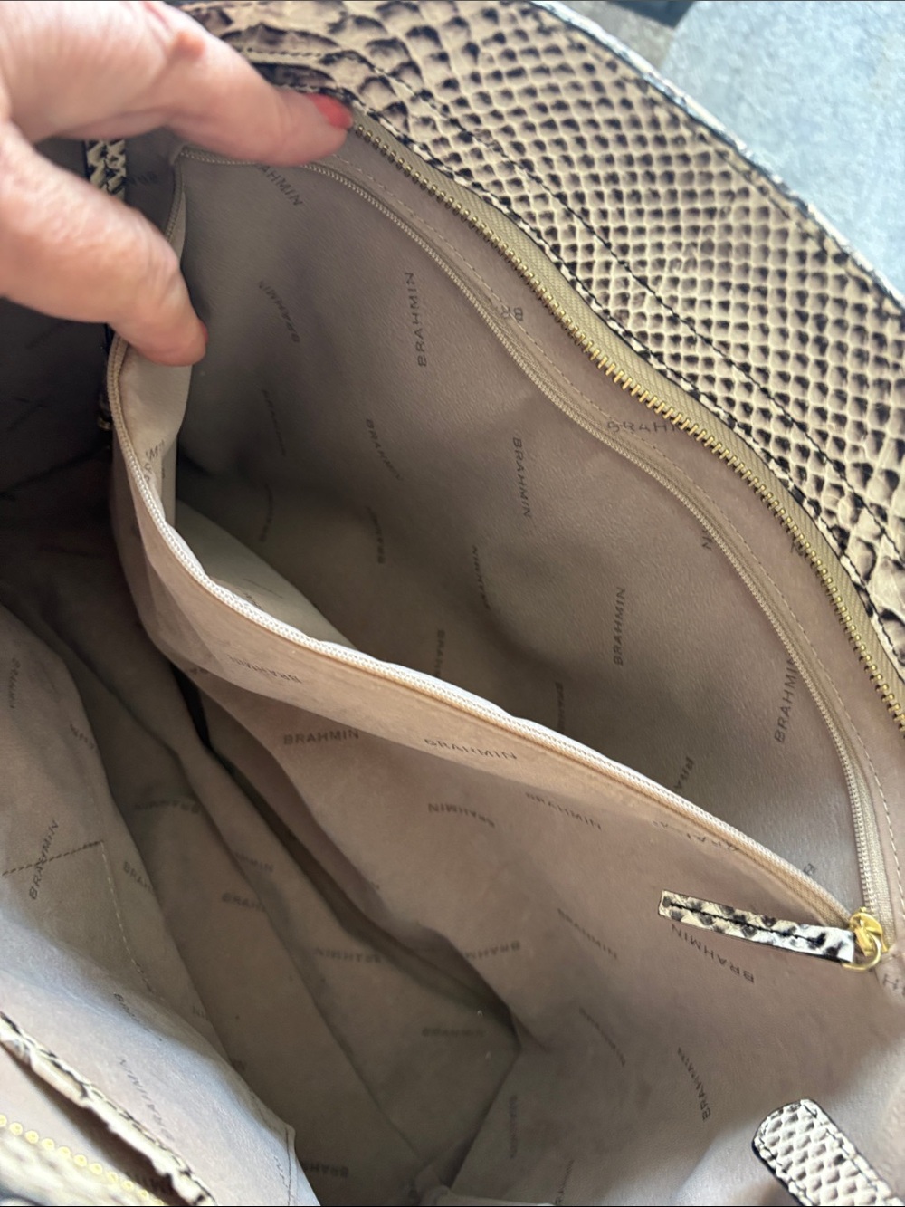 ❤️❤️ Brahmin Snake-Embossed Tote in Cream and Dark Brown - Picture 10 of 14